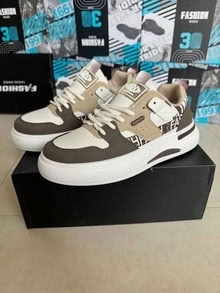 Photo of Size 8 or 9 [41] women's Footwear (Leith EH6) #2