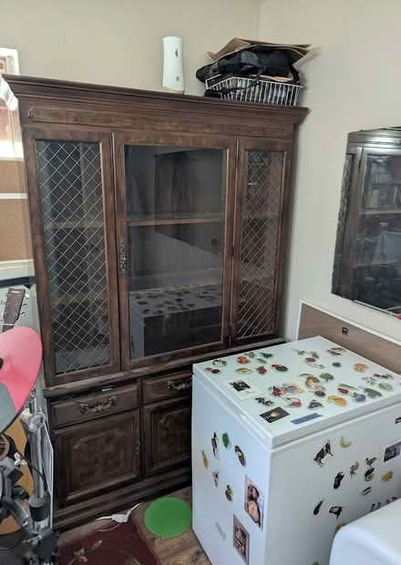Photo of free Hutch / China Cabinet (North Aurora) #1