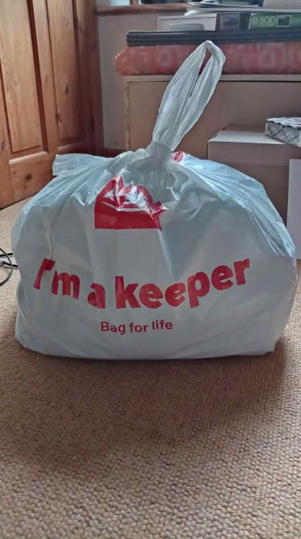 Photo of free x5 new Argos fleece throws (Cornholme, OL14) #2