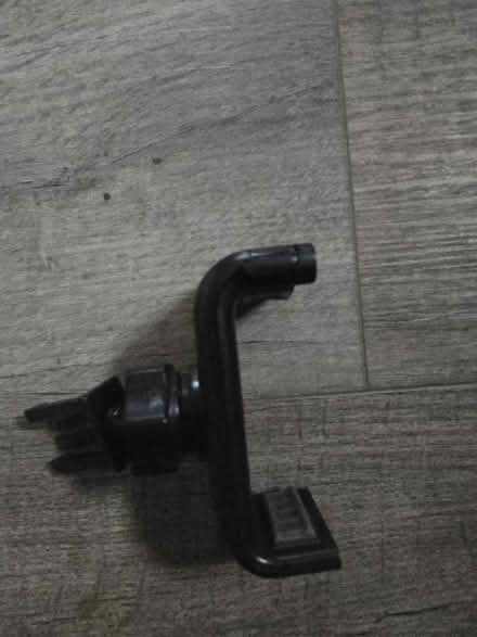Photo of free Car mobile holder (Johnstone) #3