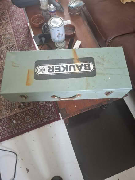 Photo of free Vintage metal storage box (L25 Woolton) #1