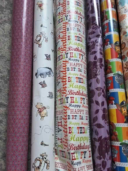 Photo of free Job lot of wrapping paper & wedding gift bag (Loscoe Grange DE75) #3