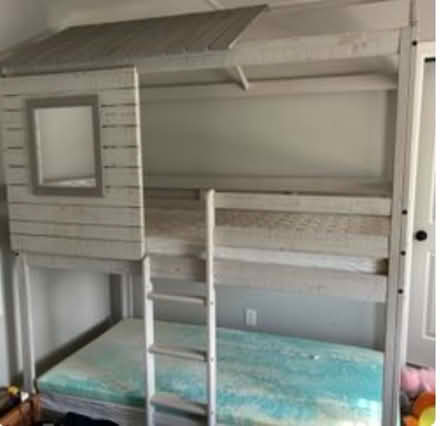 Photo of free Bunk beds (twin twin) (Hale/Llagas in Morgan Hill) #3