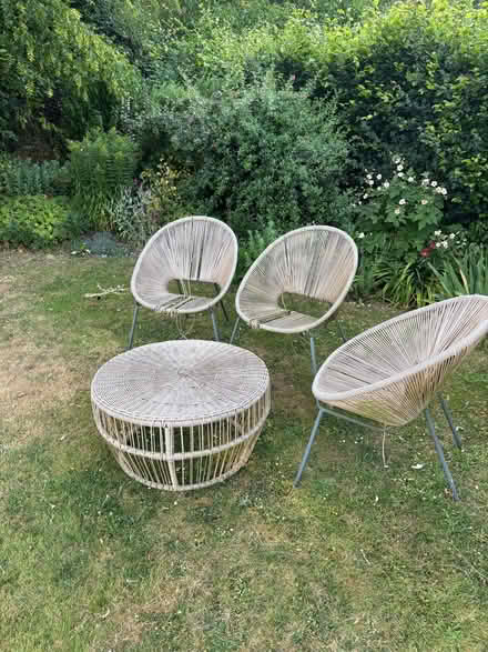Photo of free Outside tables and chairs (Pednor Bottom HP5) #1