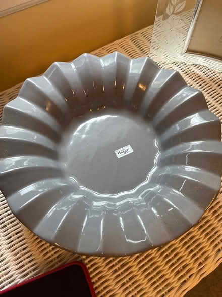 Photo of free Fluted dish (Teaneck, NJ) #1