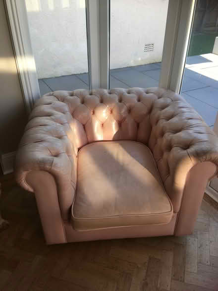 Photo of free Armchairs leather Chesterfield (BN3) #1