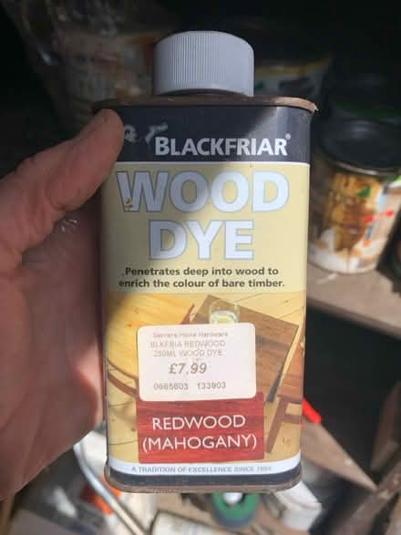 Photo of free open tin redwood wood dye (Blagdon BS40) #1