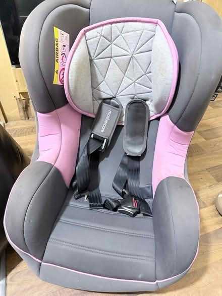 Photo of free Car seat (Near b11) #1