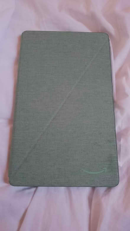 Photo of free iPad 7.5" x 4.5" (Potters Bar EN6) #2