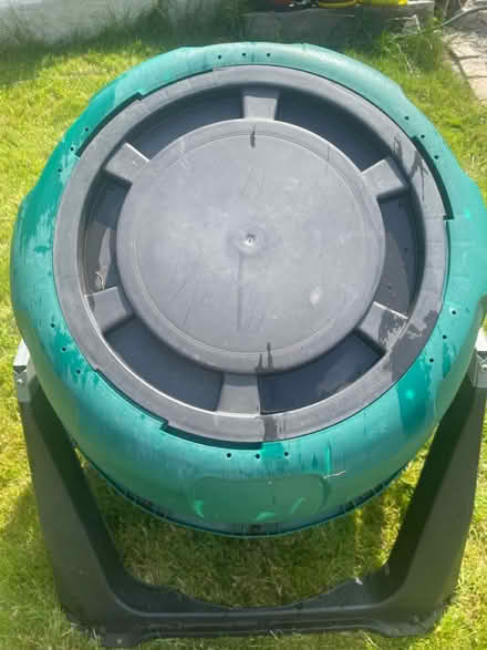 Photo of free Tumble/ rotating composter (South Dublin) #3