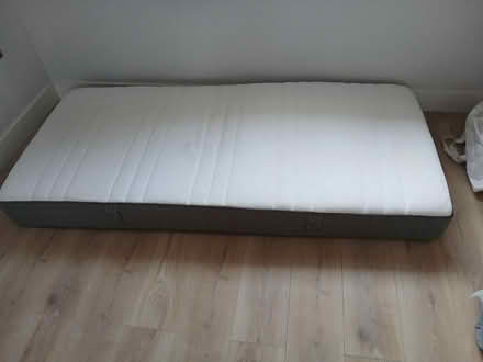 Photo of free single mattress (SE9) #1