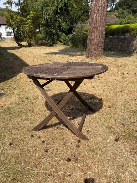 Photo of free Circular hardwood garden table (SY6) #1