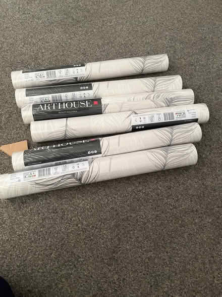 Photo of free New wall paper 6 rollls (Tamworth B77) #1
