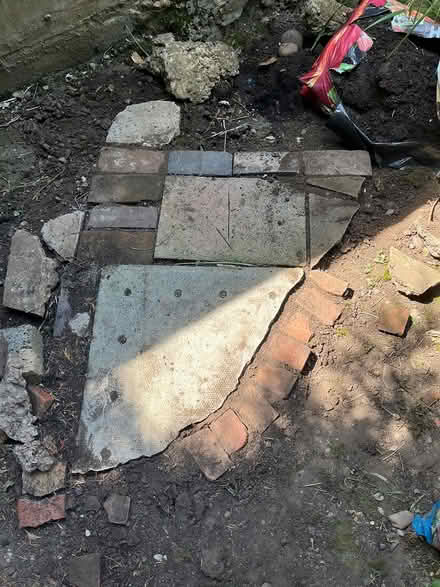Photo of Broken slabs/brick bits (Oldbury) #1
