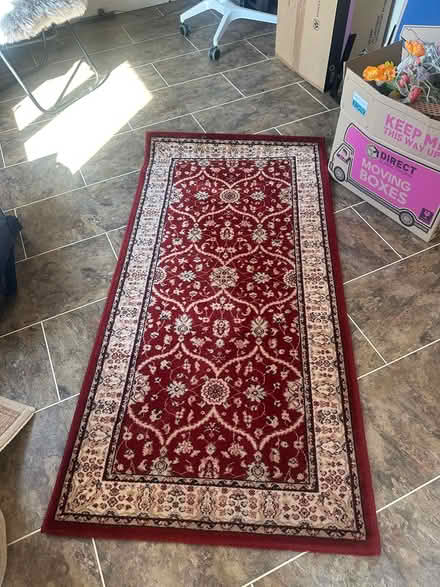 Photo of free Red rug (Mentmore road LU7) #1