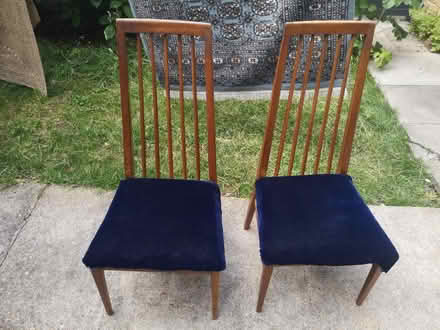 Photo of free 2 dining chair (SE21) #1