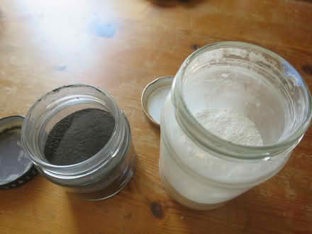 Photo of free black and white poster paint (Springbourne BH1) #1