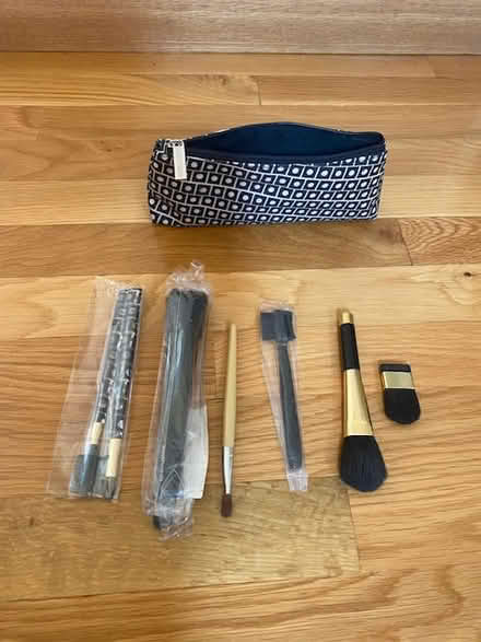 Photo of free Brushes and Bag (Cupertino near De Anza College) #1