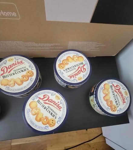 Photo of free Various sizes tin containers (Elmers End BR3) #2