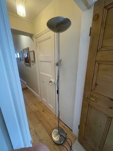 Photo of free Uplighter and reading light (Summertown OX2) #1