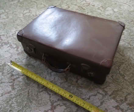 Photo of free vintage luggage case small (Addiscombe CR0) #1