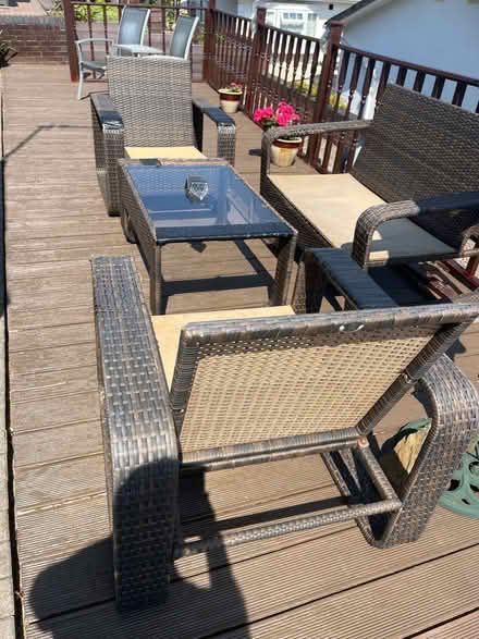 Photo of free A 2 seat and 2 chairs and glass table (Button Oak DY12) #1