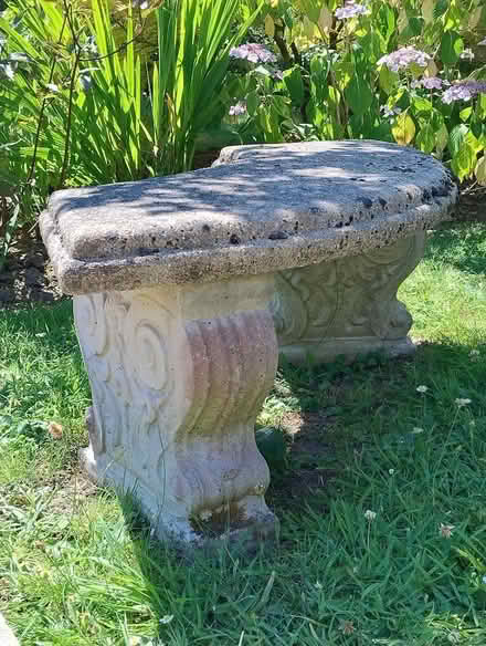 Photo of free Concrete garden seat (Butts Ash SO45) #3