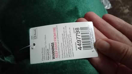 Photo of free x5 new Argos fleece throws (Cornholme, OL14) #4