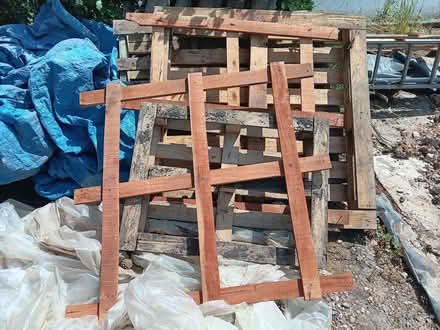 Photo of free Pallets (Ticknall DE73) #1