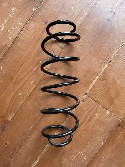Photo of free Smart 4-two suspension spring (W13) #1