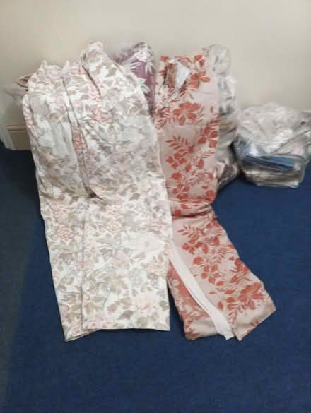Photo of free Curtains (Notting Hill Gate W2) #3