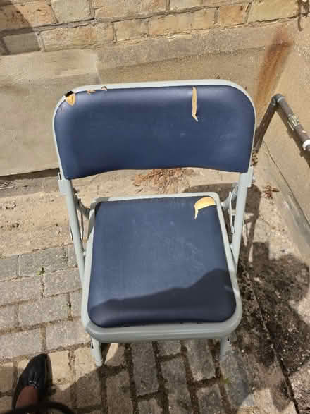 Photo of free Folding chairs (EN5) #1