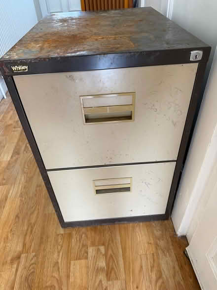 Photo of free 2 drawer metal filling cabinet (Shirley, Croydon) #1