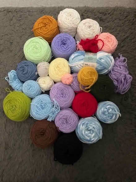 Photo of free Various balls of wool and two set of needles (Abraham Heights LA1) #3