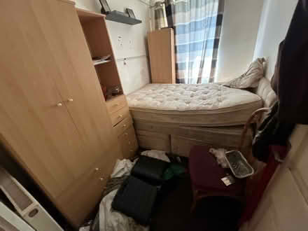 Photo of free Furniture sofas beds wardrobes flooring (Hawthorn CF37) #4