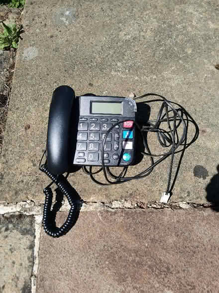 Photo of free Large Button Telephone (Haworth BD22) #1