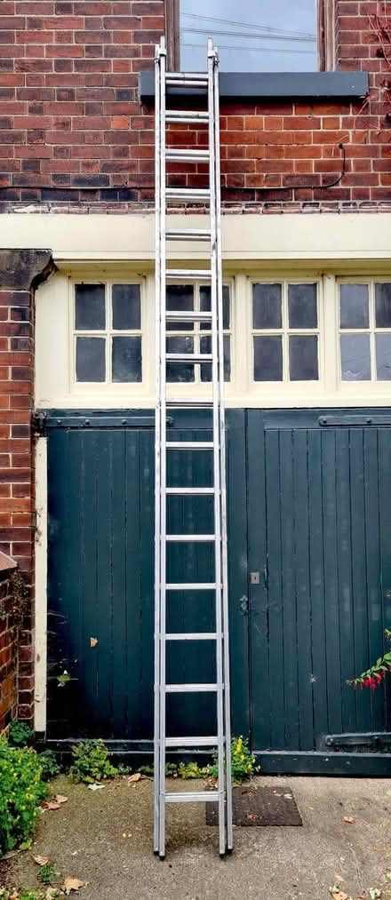 Photo of free Double extension ladder (Meersbrook S8) #1