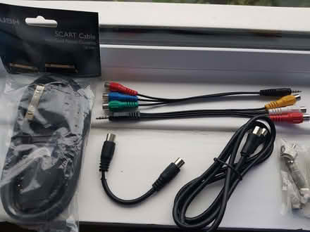 Photo of free 1.5m Skart cable & other bits (Kendal LA9) #1