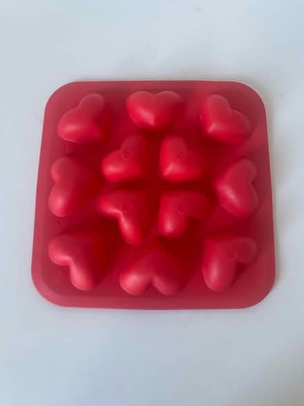 Photo of free Small heart ice tray (Bayview/highway 7) #2