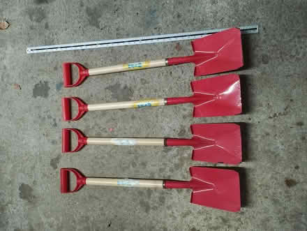 Photo of free 4 beach spades, 80cm (Shalford GU4) #1
