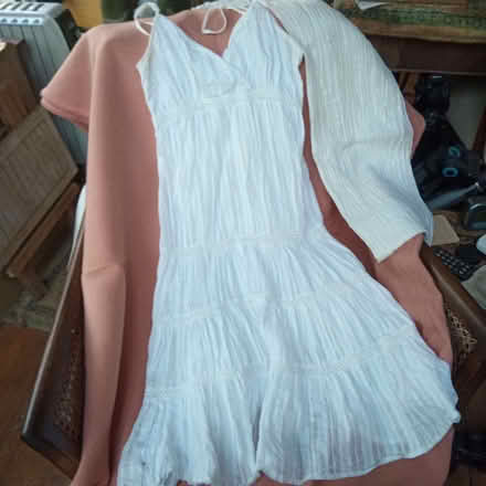 Photo of free White cotton summer dress with scarf (Charlbury OX7) #1