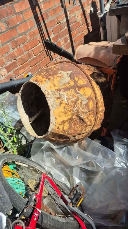 Photo of free Cement mixer (Southport PR9) #1