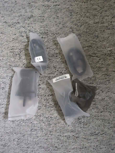 Photo of free USB charger (Cam GL11) #1