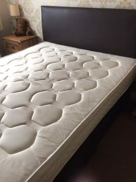 Photo of free Kingsize bed (Holbrook DE56) #1