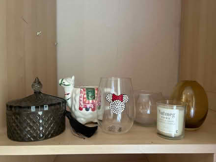Photo of free An Assortment of Glasses (Bankfoot BD5) #1