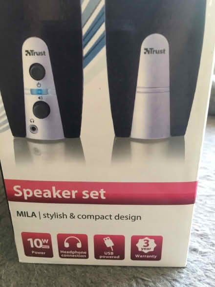 Photo of free 2x USB Computer speakers (Liverpool L6) #2
