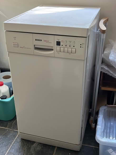 Photo of free Slimline dishwasher (TN32) #1