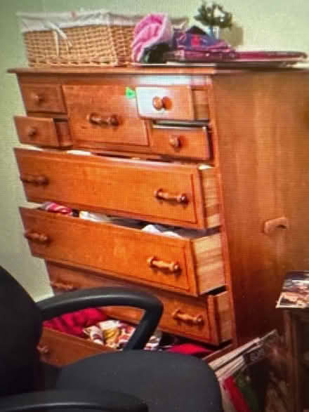 Photo of free Bedroom set (Flemington, nj) #1