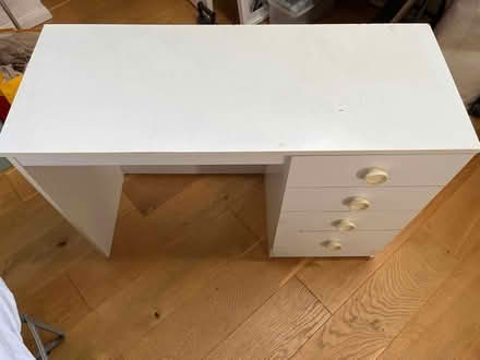 Photo of free Small White Desk (Central Woodley RG5) #1