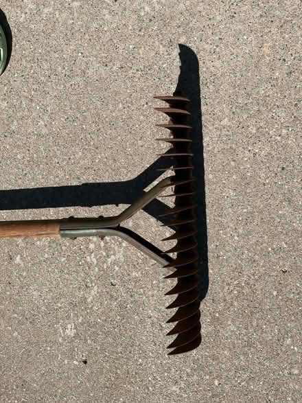Photo of free Gardening tools (Farmington Hills) #3